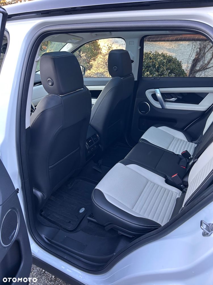 Land Rover Discovery Sport P250 R-Dynamic S - 10