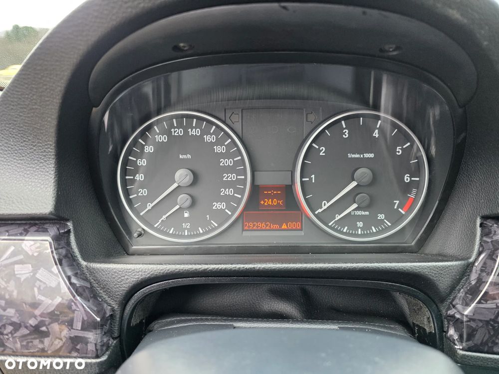 BMW Seria 3 - 17