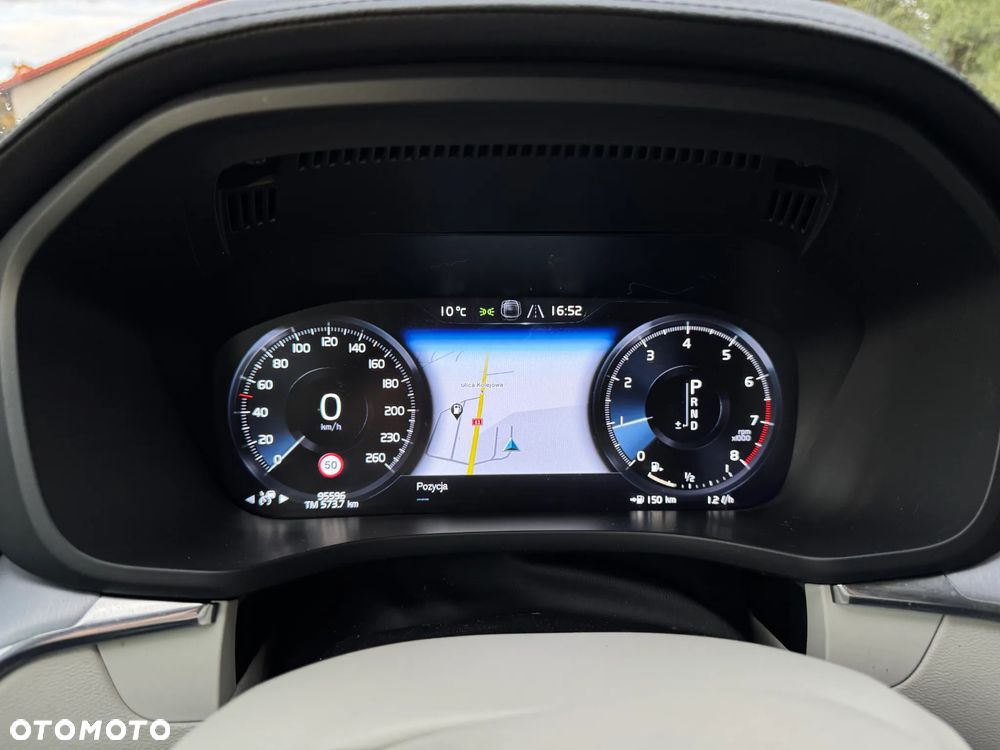 Volvo XC 60 T5 AWD Momentum - 7