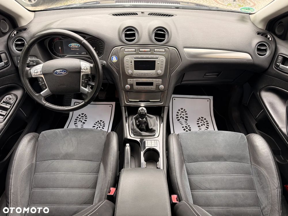 Ford Mondeo 2.0 TDCi Champions Edition - 16