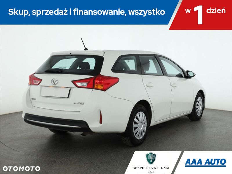 Toyota Auris - 6