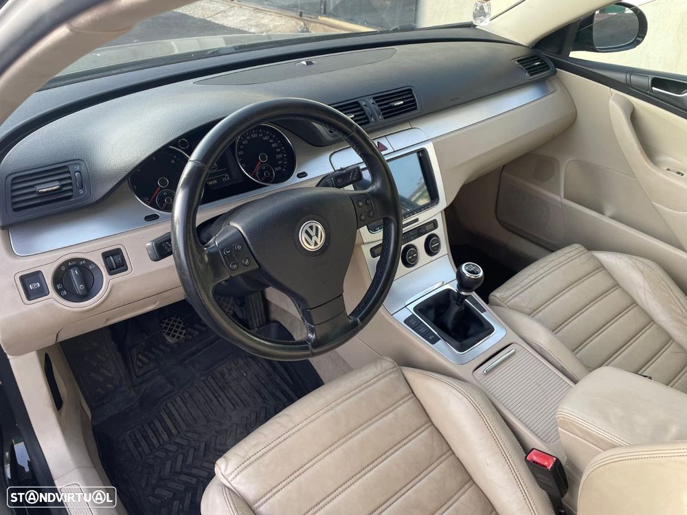 VW Passat Variant 2.0 TDi Confortline - 5