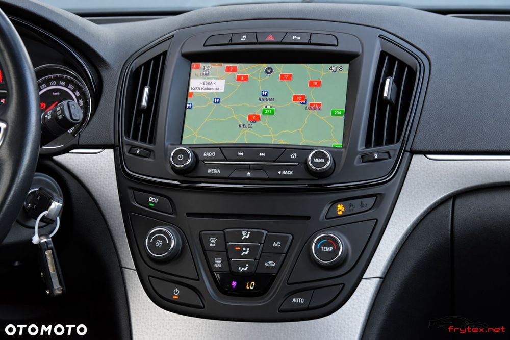 Opel Insignia - 29