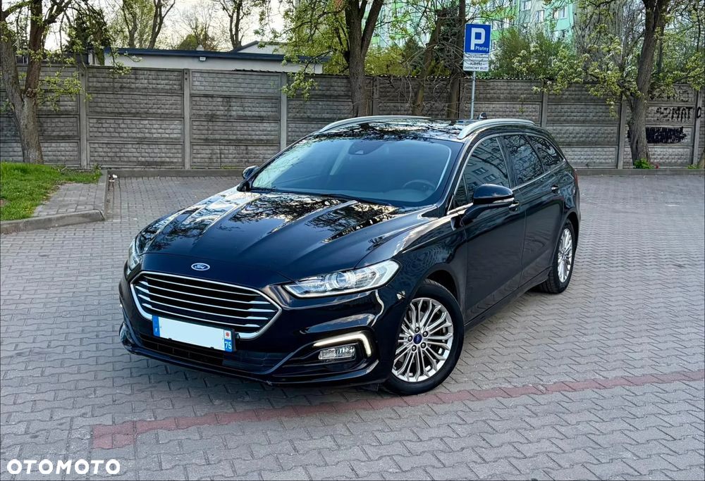 Ford Mondeo 2.0 Hybrid Titanium - 2