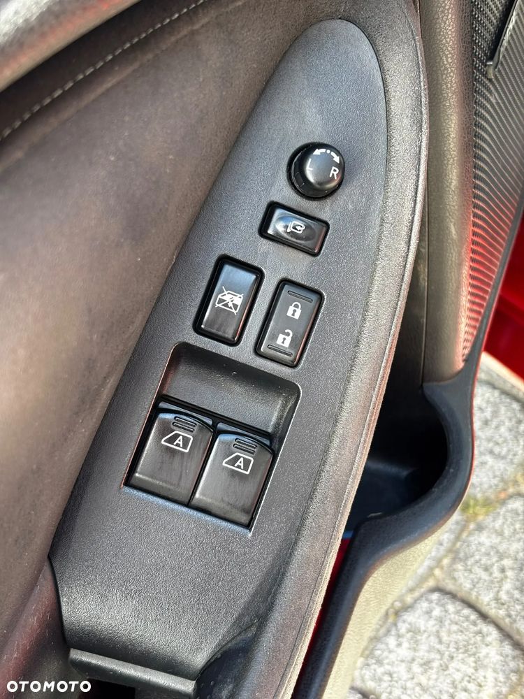 Nissan 370 Z 3.7 V6 Premium - 11