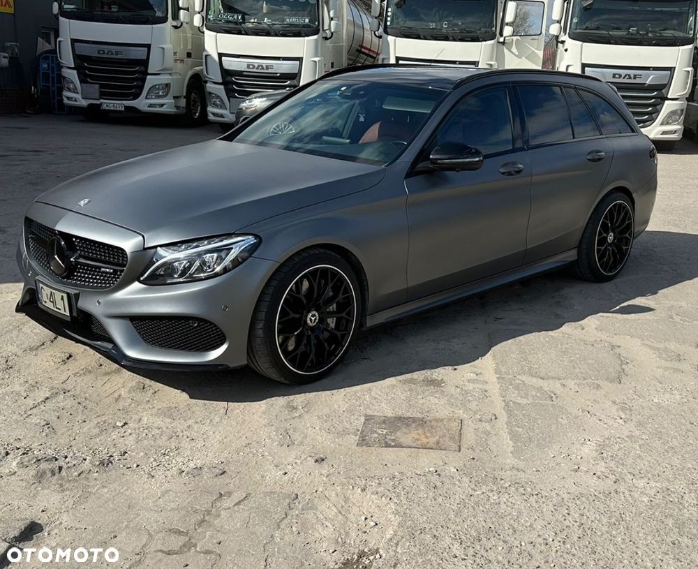 Mercedes-Benz Klasa C AMG 43 4-Matic - 12