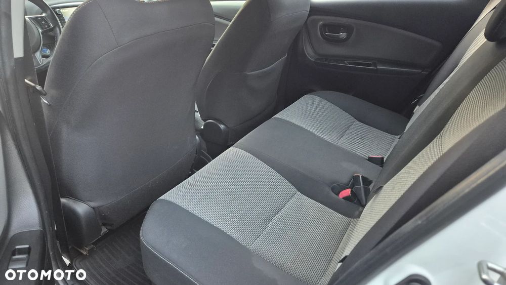 Toyota Yaris - 11