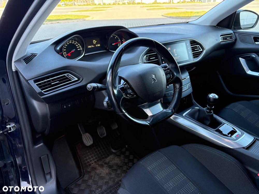 Peugeot 308 1.6 BlueHDi Business Line S&S - 16