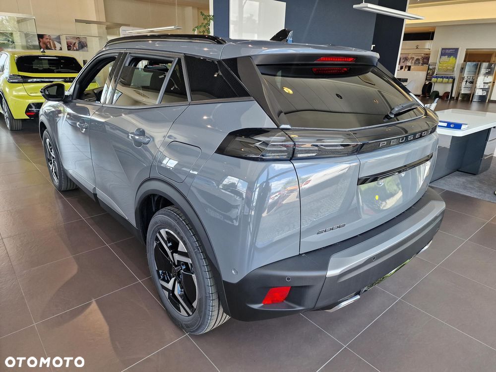 Peugeot 2008 PureTech 130 Allure S&S EAT8 - 6