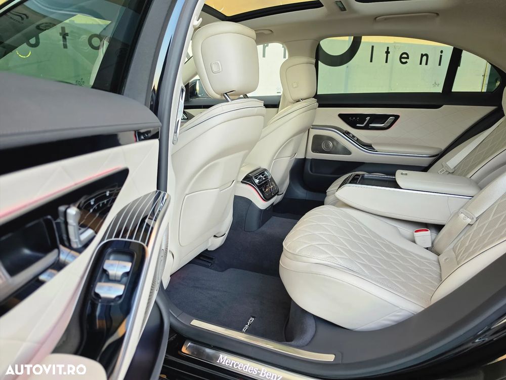 Mercedes-Benz S - 9