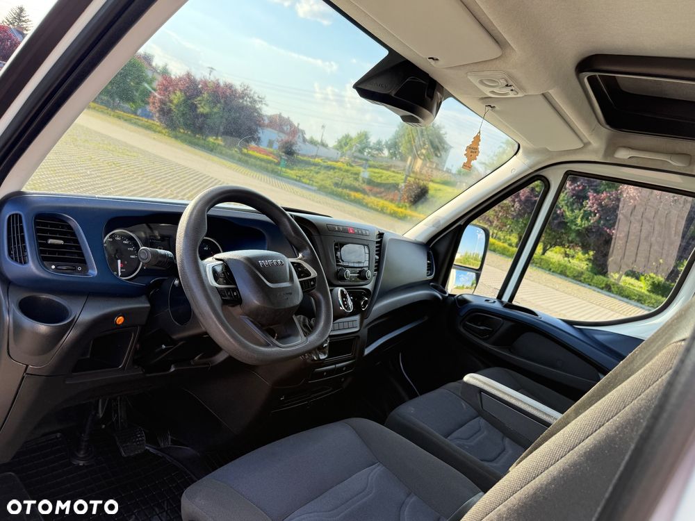 Iveco DAILY 35-180 3.0 HPI 180KM 10 E.Palet 2x Firana+Winda ! FULL LED ! Resor+Poduszka! HI MATIC! Salon Polska! - 13