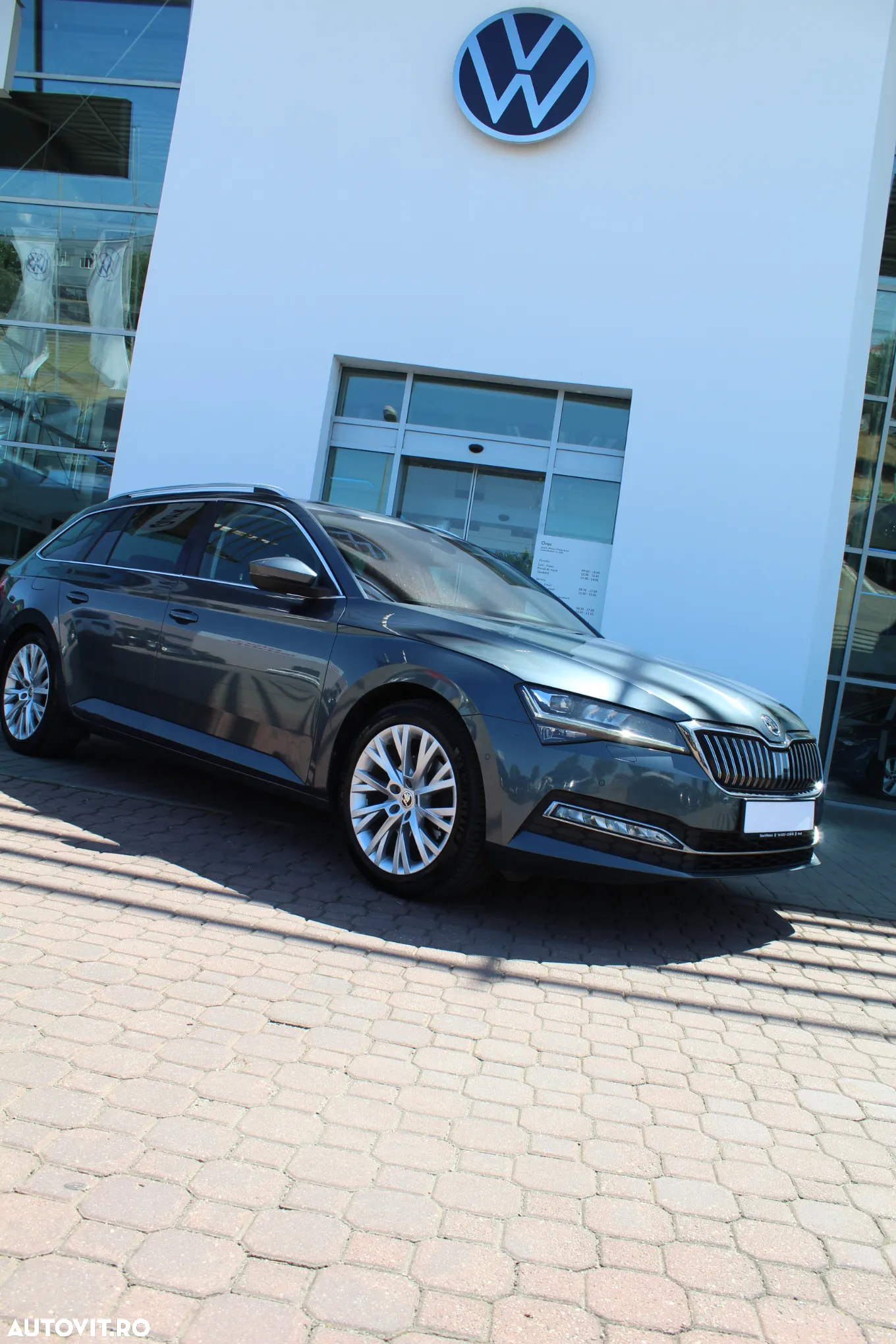 Skoda Superb Combi 2.0 TDI DSG Style - 3