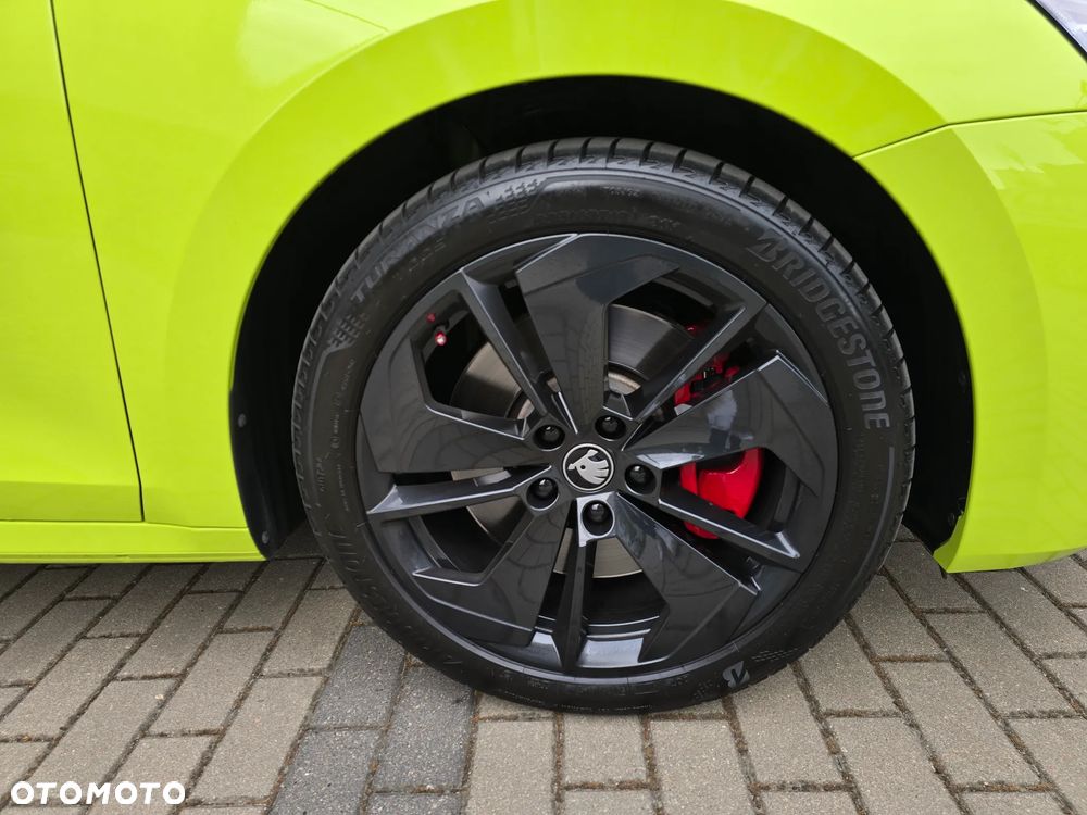 Skoda Octavia 2.0 TSI RS DSG - 18