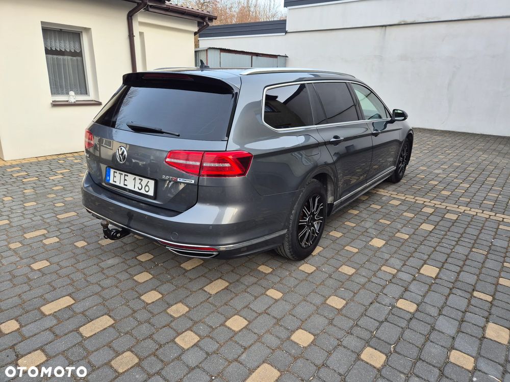 Volkswagen Passat 2.0 TDI SCR (BlueMotion Technology) DSG Highline - 4