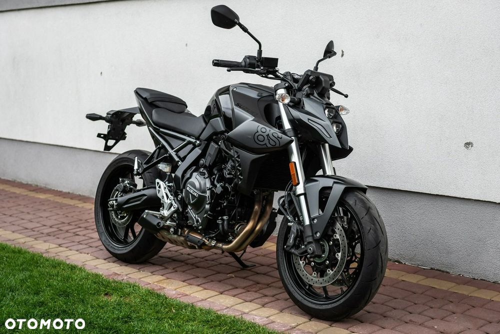 Suzuki GSX - 1