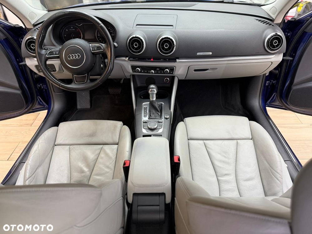Audi A3 Sportback 2.0 TDI Ambiente S tronic - 9