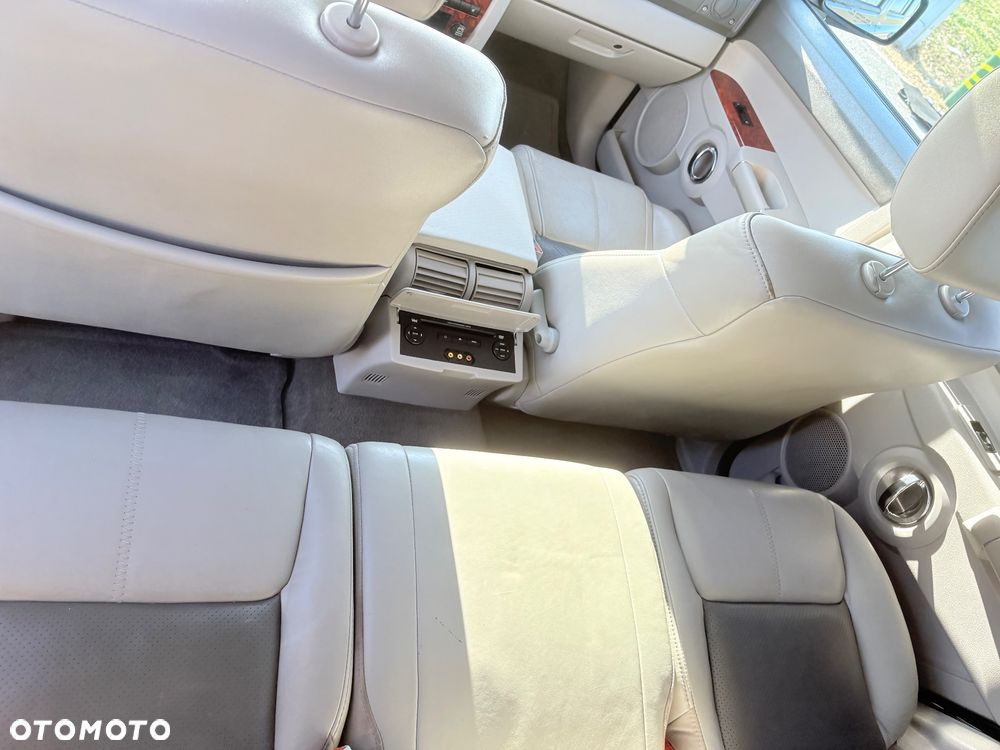 Jeep Commander 4.7 V8 - 27