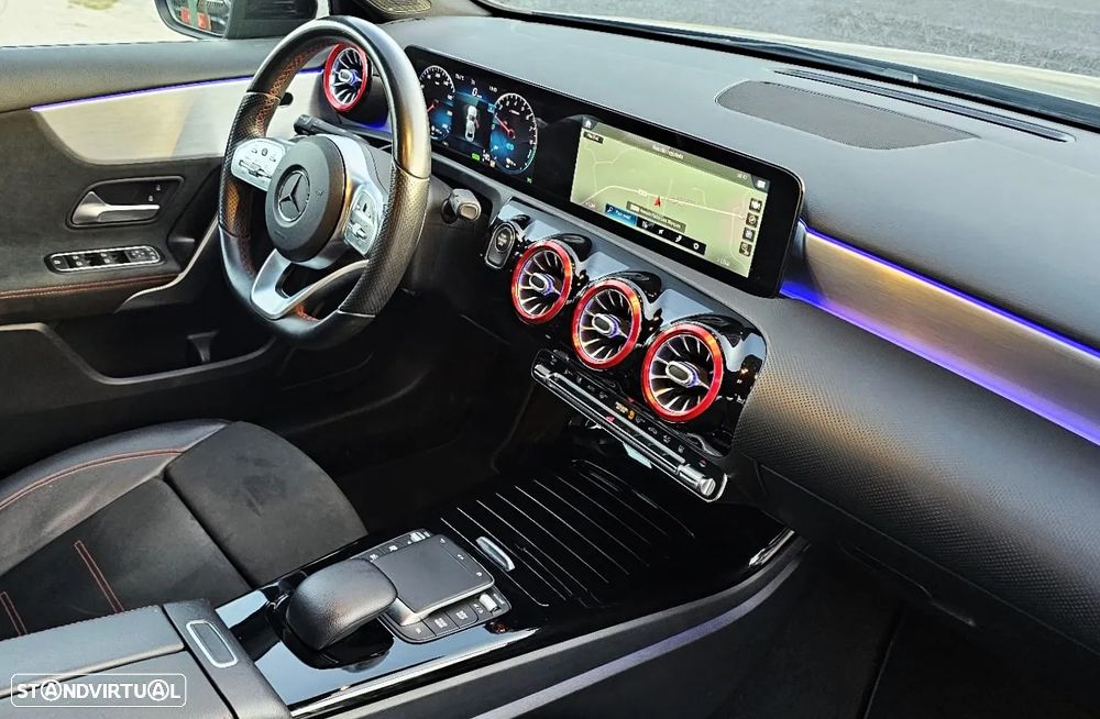 Mercedes-Benz A 250 Limousine e 8G-DCT AMG Line - 21
