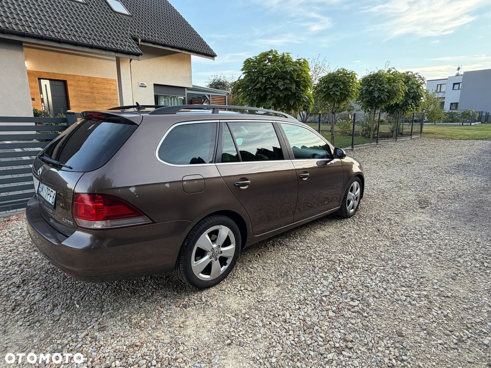 Volkswagen Golf 2.0 TDI Highline - 14