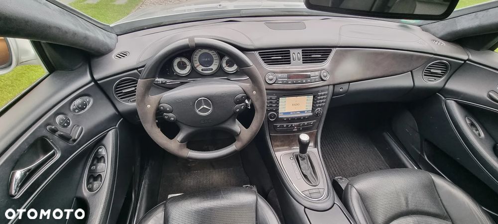Mercedes-Benz CLS 55 AMG - 7
