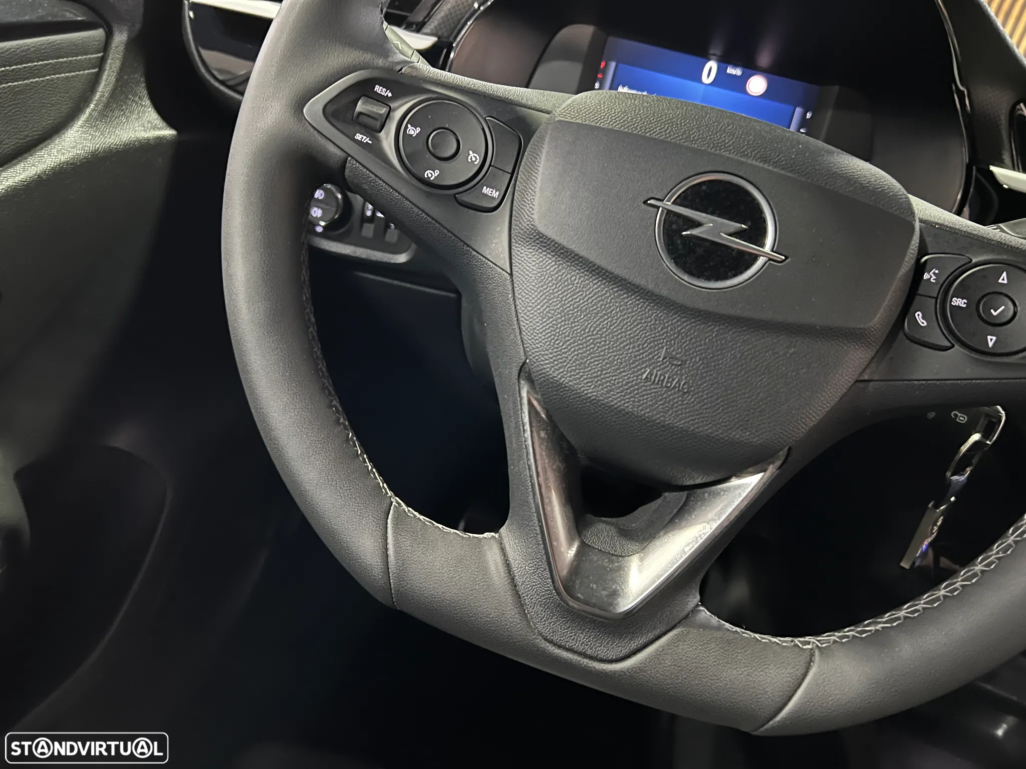 Opel Corsa 1.2 T GS - 26