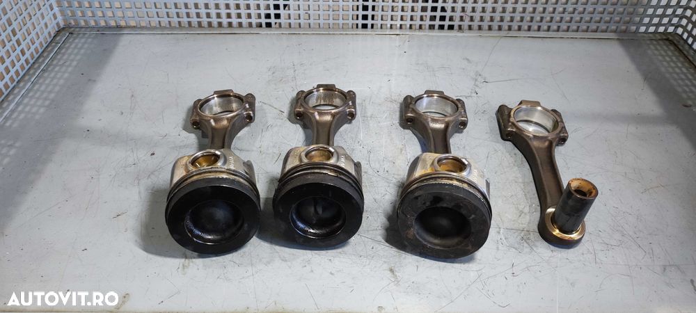 Piston volkswagen vw passat golf 1.6 tdi E6 cod motor CRK - 2
