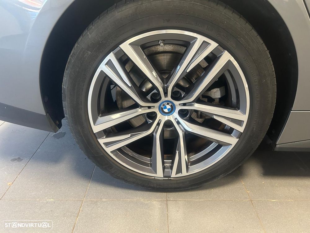 BMW i4 eDrive40 Gran Coupe - 6