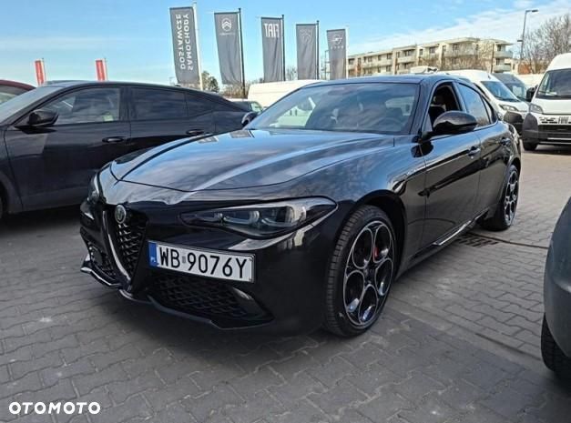 Alfa Romeo Giulia - 1