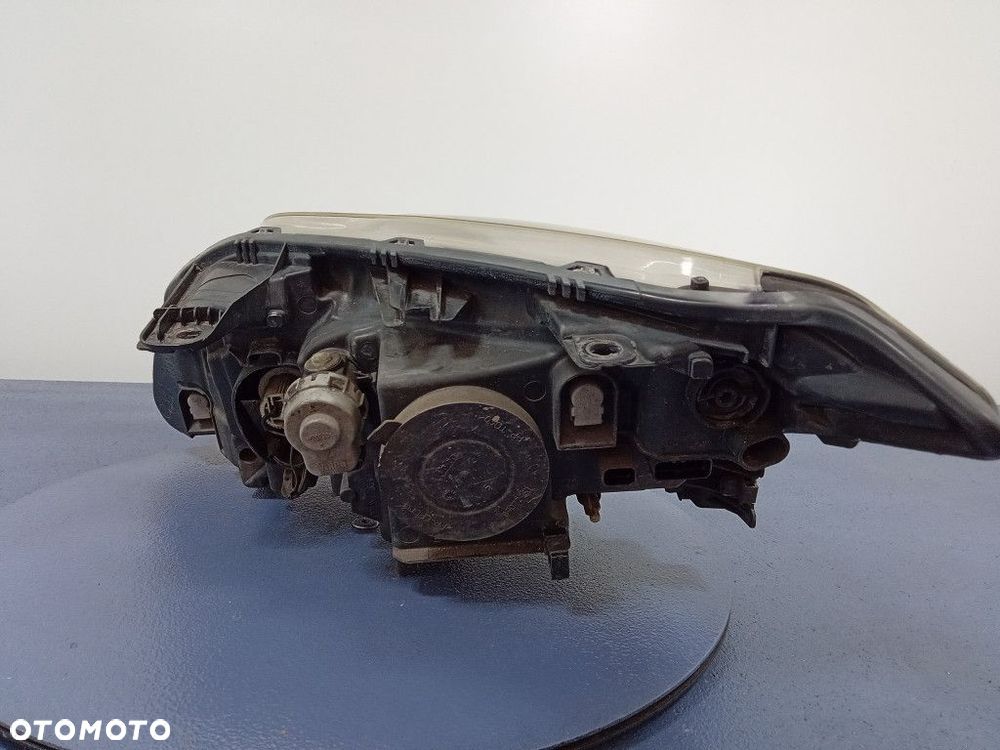 RENAULT LAGUNA III REFLEKTOR PRAWY XENON EU - 4