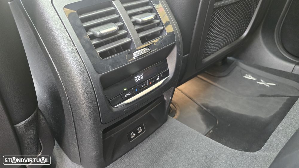 BMW X4 M40 d Auto - 17