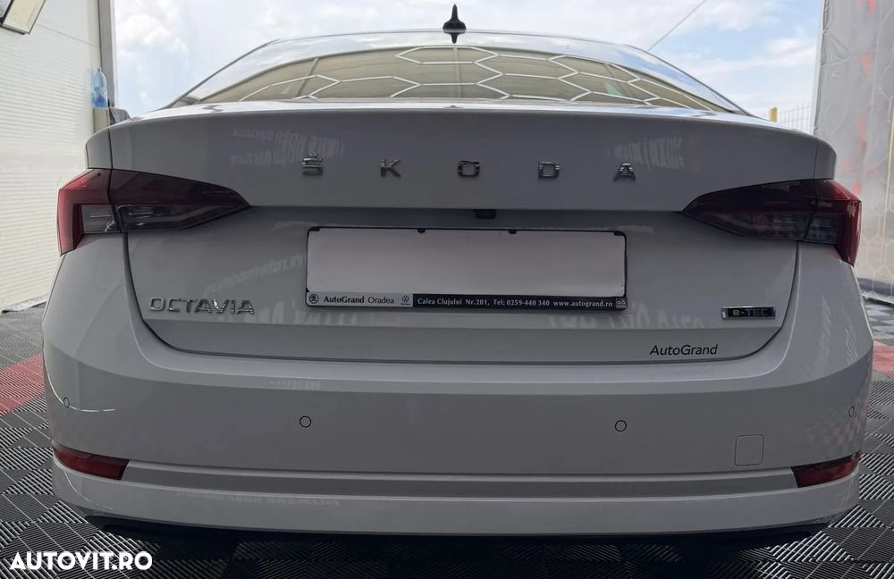 Skoda Octavia 1.5 TSI DSG MHEV Ambition - 8
