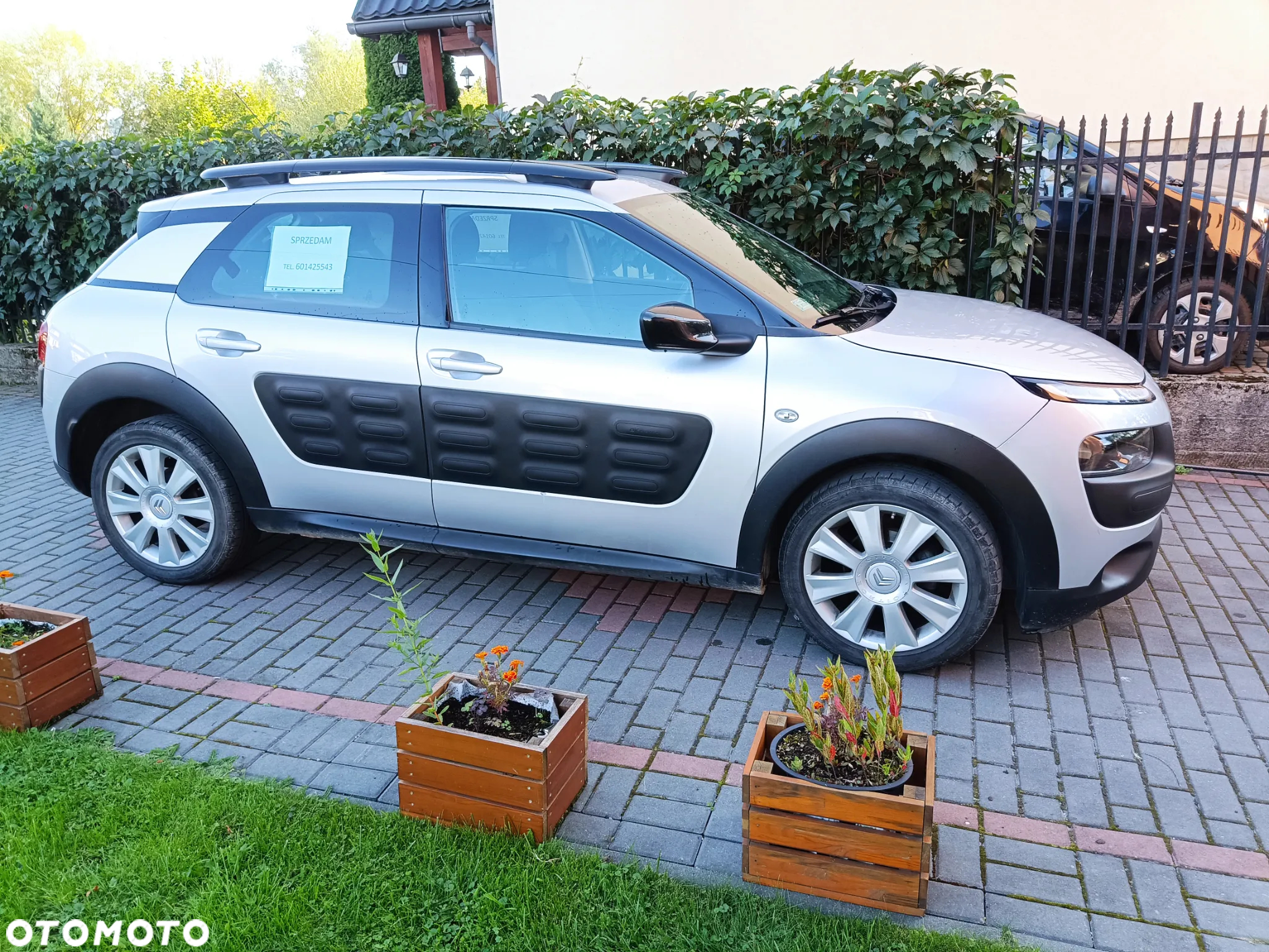 Citroën C4 Cactus 1.2 PureTech Feel Edition - 6