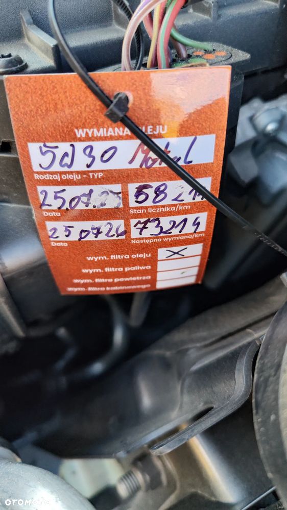 Mercedes-Benz Klasa C 300 9G-TRONIC - 23