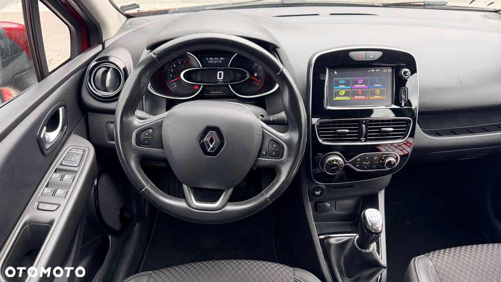 Renault Clio - 27