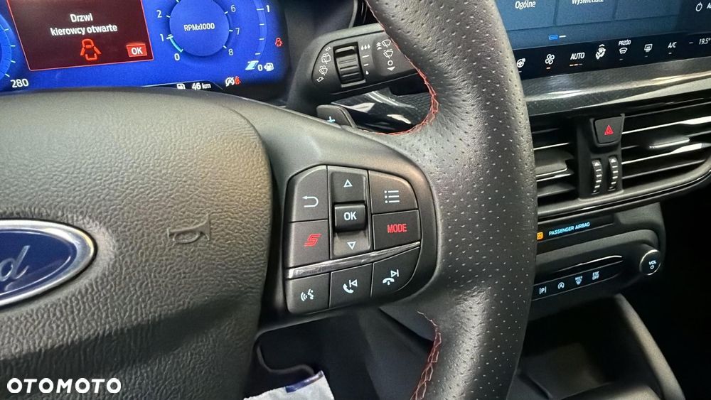 Ford Focus 2.3 EcoBoost ST - 21