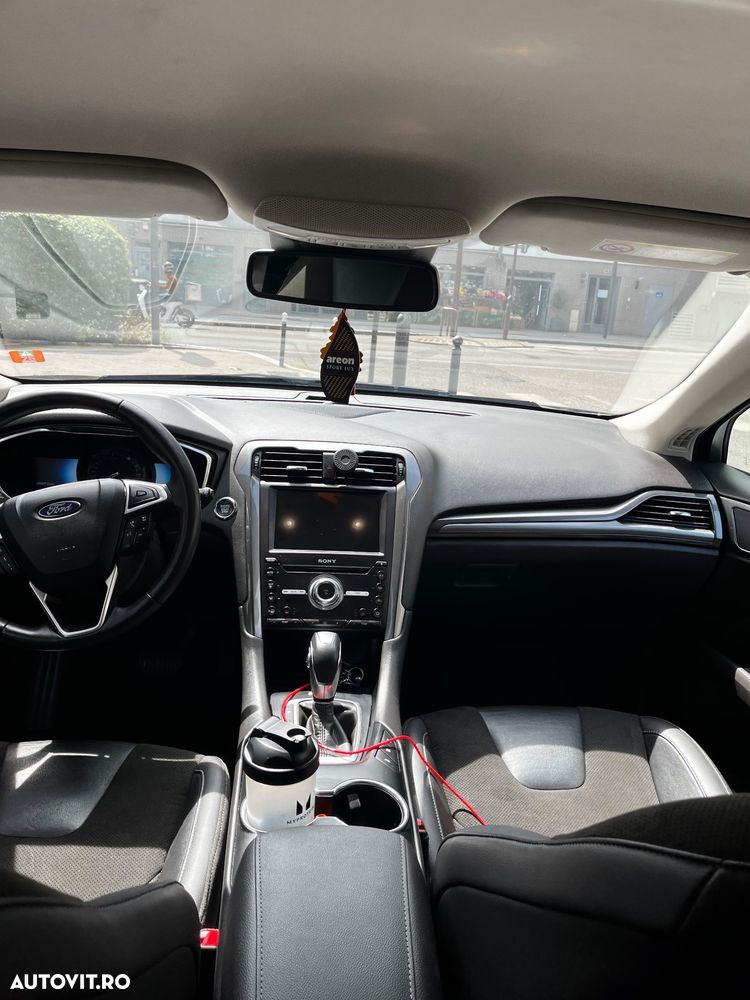 Ford Mondeo - 9