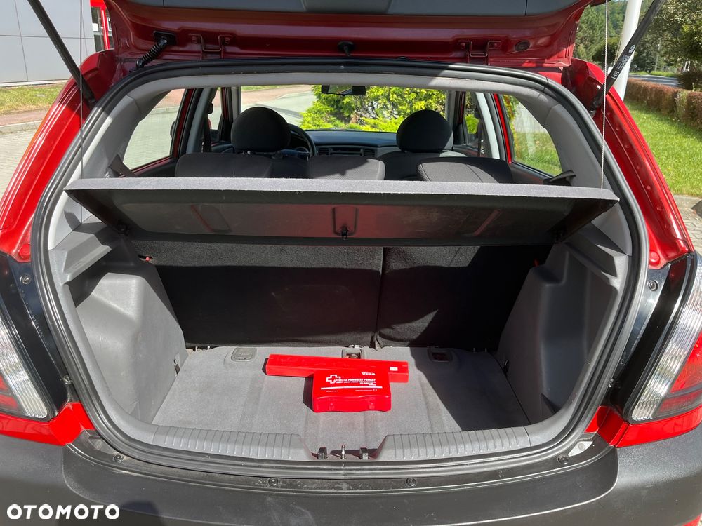 Kia Rio 1.6 Sport - 20