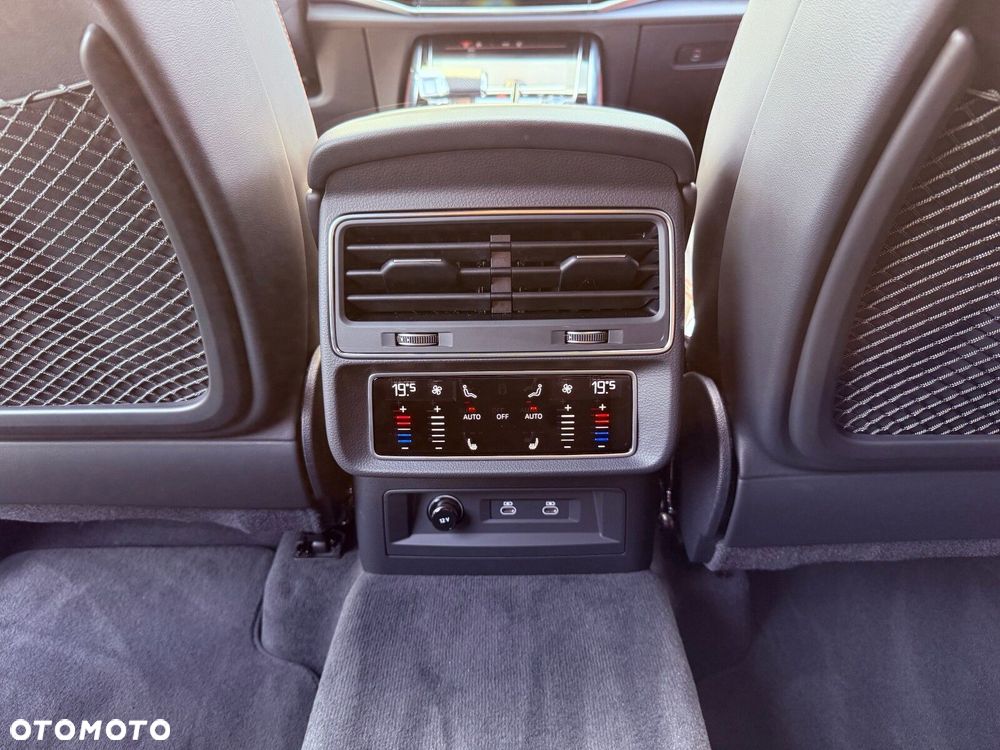 Audi RS Q8 TFSI Quattro Tiptronic Performance - 31