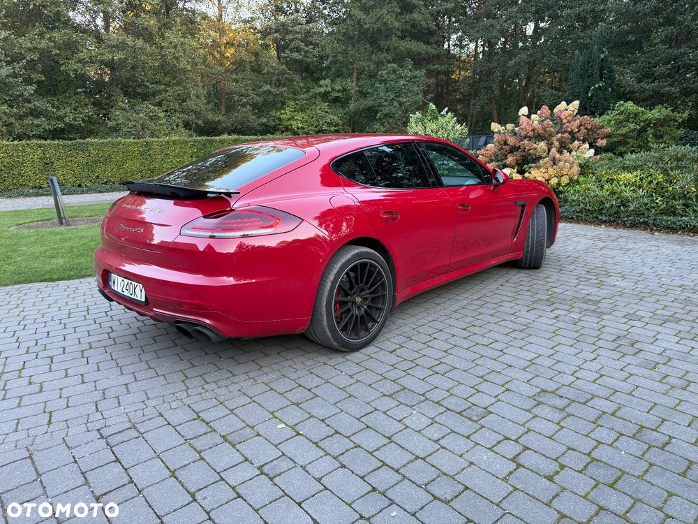 Porsche Panamera - 17