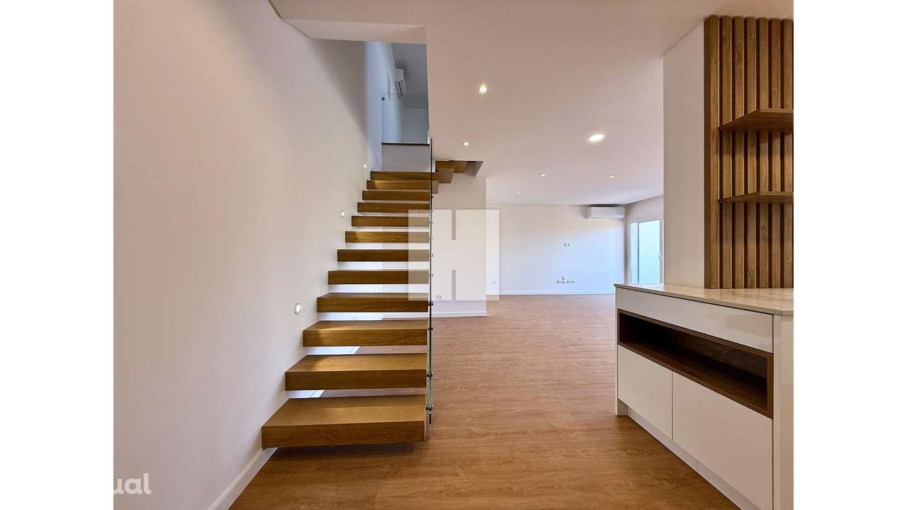 T-2K+2 Duplex c/ Garagem Dupla - Grande imagem: 2/27