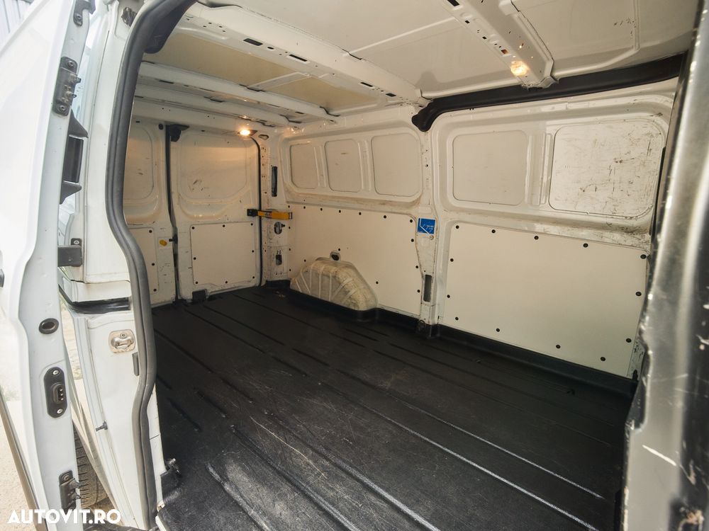 Ford Transit Custom - 15