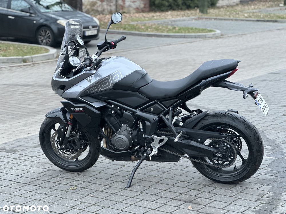 Triumph Tiger - 2