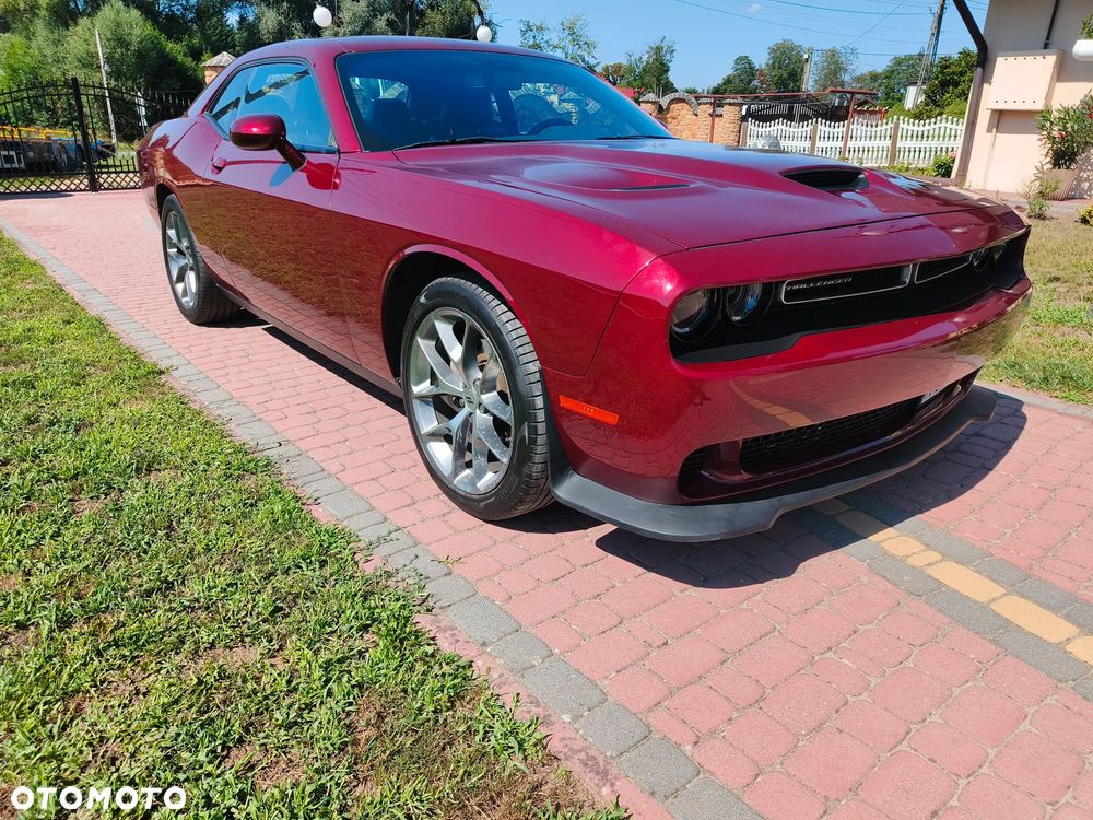 Dodge Challenger - 2