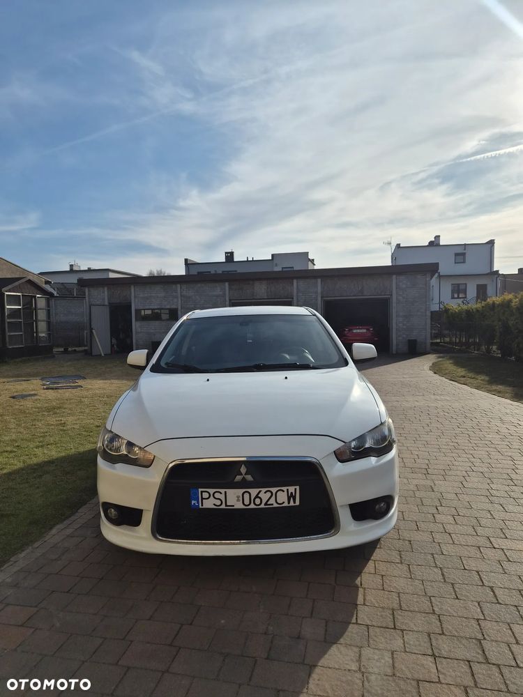 Mitsubishi Lancer - 2