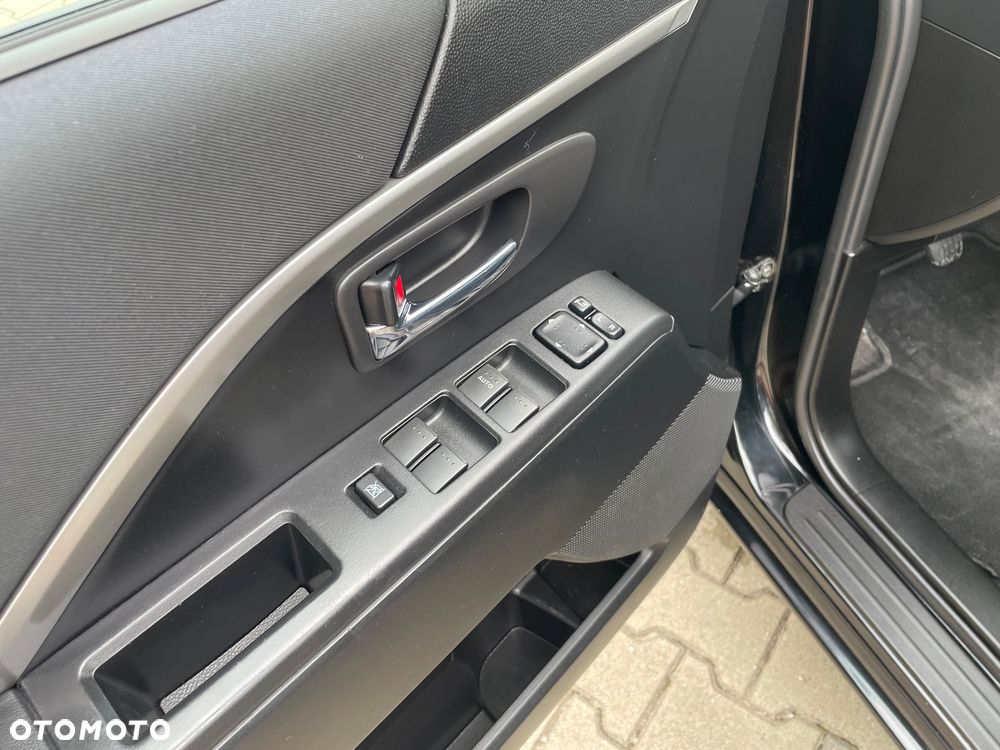 Mazda 5 - 17