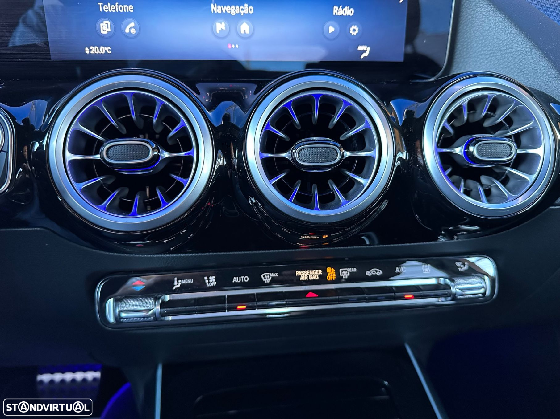 Mercedes-Benz GLA 250 e AMG Line - 38
