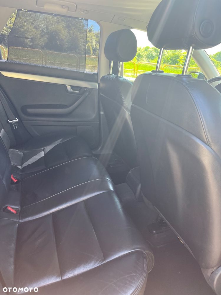 Audi A4 Avant 2.0 T FSI - 28