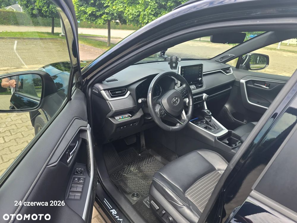 Toyota RAV4 - 9