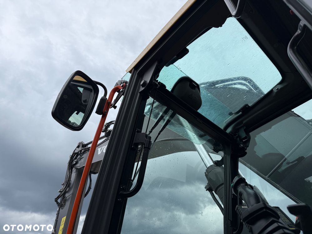 Volvo ECR 235 EL - 36