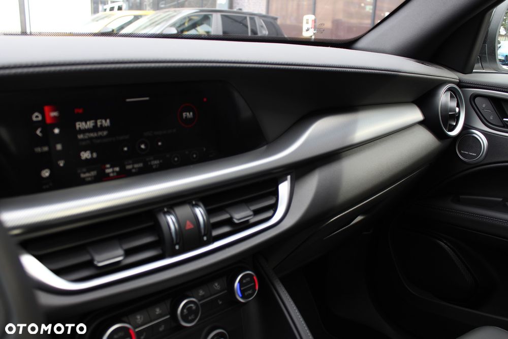 Alfa Romeo Stelvio 2.0 Turbo Veloce Q4 - 14